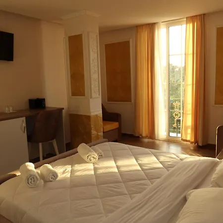 Esal 4* Durrës